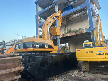 水陆两用挖掘机 CATERPILLAR 320C