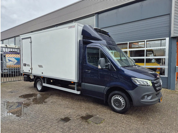 冷藏货车 MERCEDES-BENZ Sprinter 519