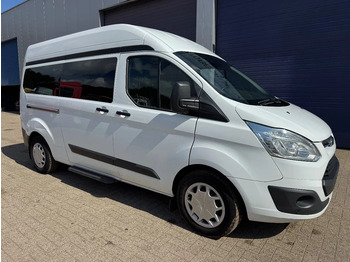 巴士 FORD Transit