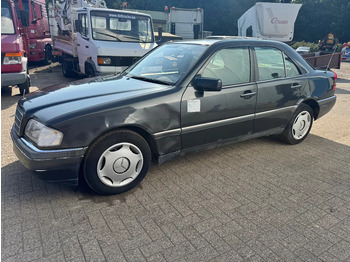 轿车 MERCEDES-BENZ