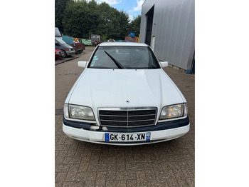 轿车 Mercedes-Benz C-Klasse **C250DIESEL**：图2