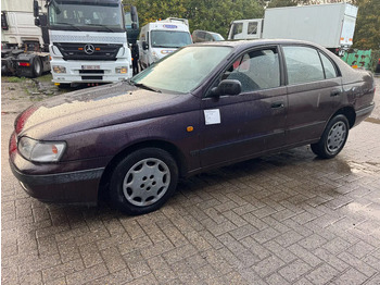 轿车 Toyota Carina E **2.0 PETROL-ESSENCE**：图3