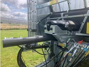 Fliegl GIGANT ASW 281 TAURUS FOX 租赁 Fliegl GIGANT ASW 281 TAURUS FOX:图4 Fliegl GIGANT ASW 281 TAURUS FOX 租赁 Fliegl GIGANT ASW 281 TAURUS FOX:图4