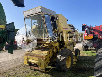 New Holland CLAYSON 1540 租赁 New Holland CLAYSON 1540：图4