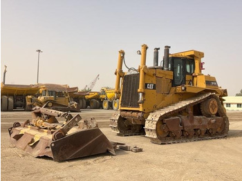 推土机 CATERPILLAR