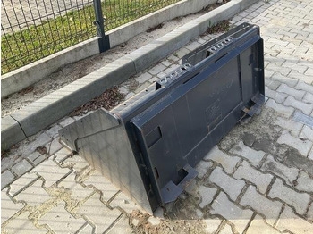 装载机铲斗 Bobcat:图2 装载机铲斗 Bobcat:图2