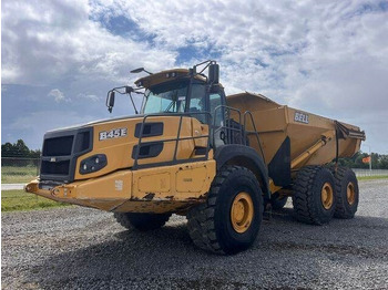 铰接式自卸车 BELL