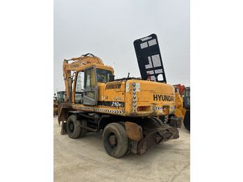挖掘机 HYUNDAI R210W:图3 挖掘机 HYUNDAI R210W:图3