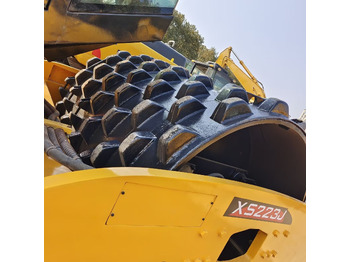 压路机 XCMG XS 223J WITH SHEEPFOOT PAD:图5 压路机 XCMG XS 223J WITH SHEEPFOOT PAD:图5