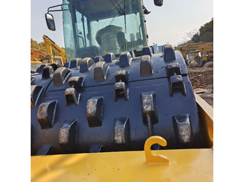 压路机 XCMG XS 223J WITH SHEEPFOOT PAD:图2 压路机 XCMG XS 223J WITH SHEEPFOOT PAD:图2