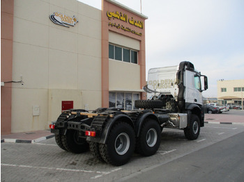 牵引车 Mercedes-Benz Arocs 3342 6x6 Head Truck：图3