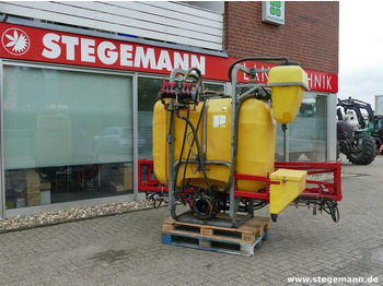 拖拉机悬挂式喷雾机