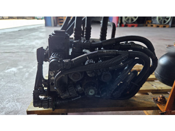 方向盘 MERCEDES-BENZ STEERING UNIT：图4