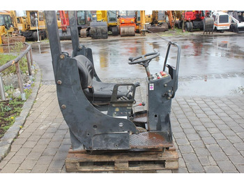 驾驶室和内部 BOMAG