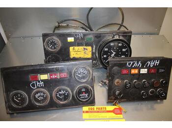 : 标题部分照片