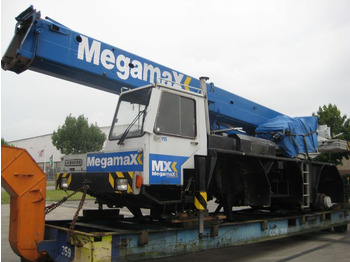 移动式起重机 LIEBHERR LTM 1035