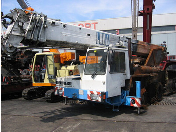 移动式起重机 LIEBHERR LTM 1035