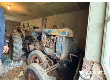 拖拉机 FORDSON