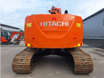 履带式挖掘机 Hitachi ZX225USLC-5 PYÖRITTÄJÄLLÄ：图3