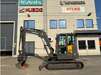 小型挖掘机 VOLVO ECR58F