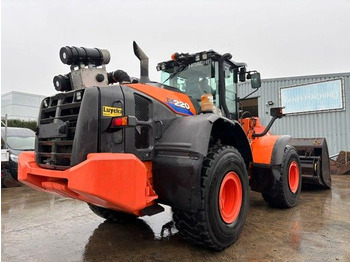 轮式装载机 Hitachi ZW220-6. Hochkippschaufel. Wage.：图5