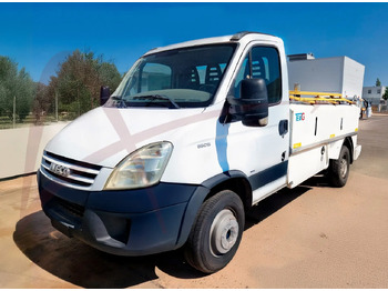 厕所服务车 TEMG