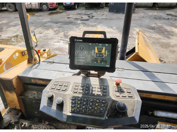 沥青铺路机 XCMG RP905HDIV used hydraulic mobile asphalt paver：图4