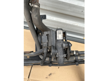 空调零件 DAF TUBE THREE-WAY VALVE WEBASTO WATER 9036682：图2
