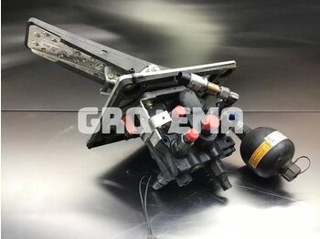 踏板 LIEBHERR