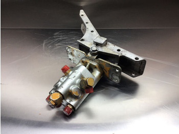 踏板 Liebherr Pilot Control Unit：图3