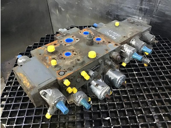 液压系统 LIEBHERR