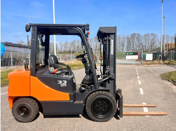 柴油叉车 DOOSAN