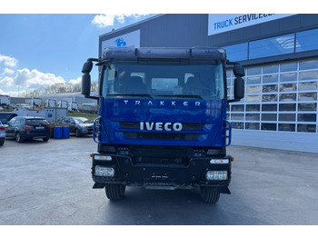 Iveco Trakker 450 8x4 3-Seitenkipper Moser 租赁 Iveco Trakker 450 8x4 3-Seitenkipper Moser：图2