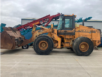 轮式装载机 CASE