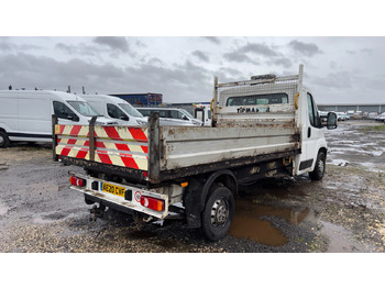 翻斗货车 PEUGEOT BOXER 355 2.2 BlueHDi 165ps:图4 翻斗货车 PEUGEOT BOXER 355 2.2 BlueHDi 165ps:图4