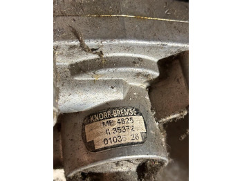 制动阀 适用于 卡车 KNORR-BREMSE Fußbremsventil MB4825/35372：图3