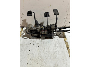 制动阀 适用于 卡车 KNORR-BREMSE Fußbremsventil MB4825/35372：图2