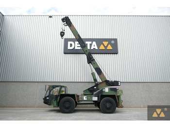 越野起重机 TEREX