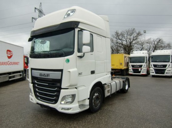 牵引车 DAF XF 106 460