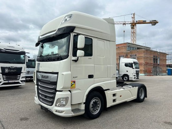 牵引车 DAF XF 530