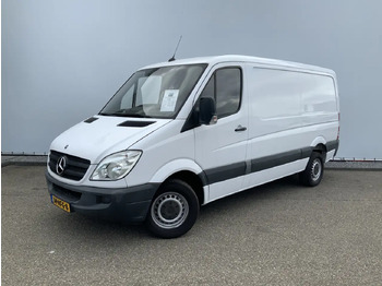 无侧窗厢式货车 MERCEDES-BENZ Sprinter 311