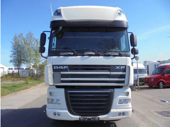 牵引车 DAF XF 105.460 SUPERSPACE：图2
