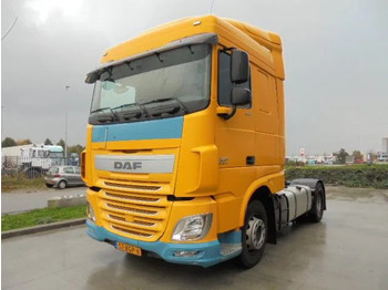 牵引车 DAF XF 440