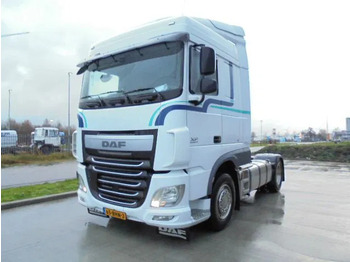 牵引车 DAF XF 440