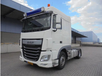 牵引车 DAF XF 460