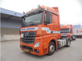 牵引车 MERCEDES-BENZ Actros 1842
