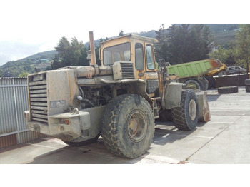 轮式装载机 VOLVO L90