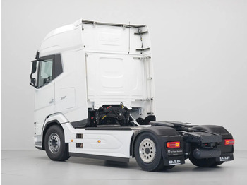 新的 牵引车 DAF XG+ 530 FT EXCLUSIVE AUDIO - INTARDER FULL AIR SUSPENSION:图4 新的 牵引车 DAF XG+ 530 FT EXCLUSIVE AUDIO - INTARDER FULL AIR SUSPENSION:图4