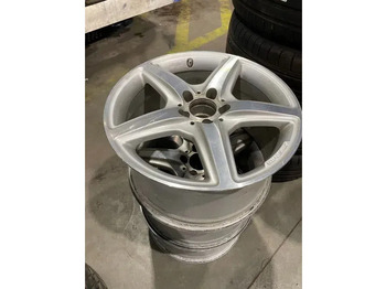 : 标题部分照片