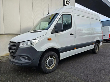 无侧窗厢式货车 MERCEDES-BENZ Sprinter 317